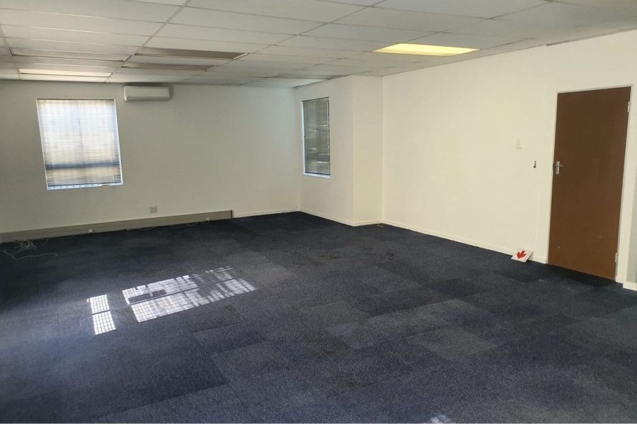 To Let commercial Property for Rent in Newton Park Eastern Cape
